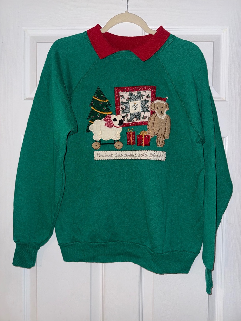 Vintage Green Crewneck Holiday Sweater with Red Collar